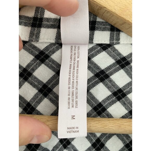 Auden Women's Medium Long Sleeve Plaid Brushed Cotton Flannel Pajama Top - Picture 4 of 8